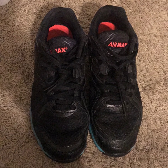 Nike Shoes - Nike Air Max